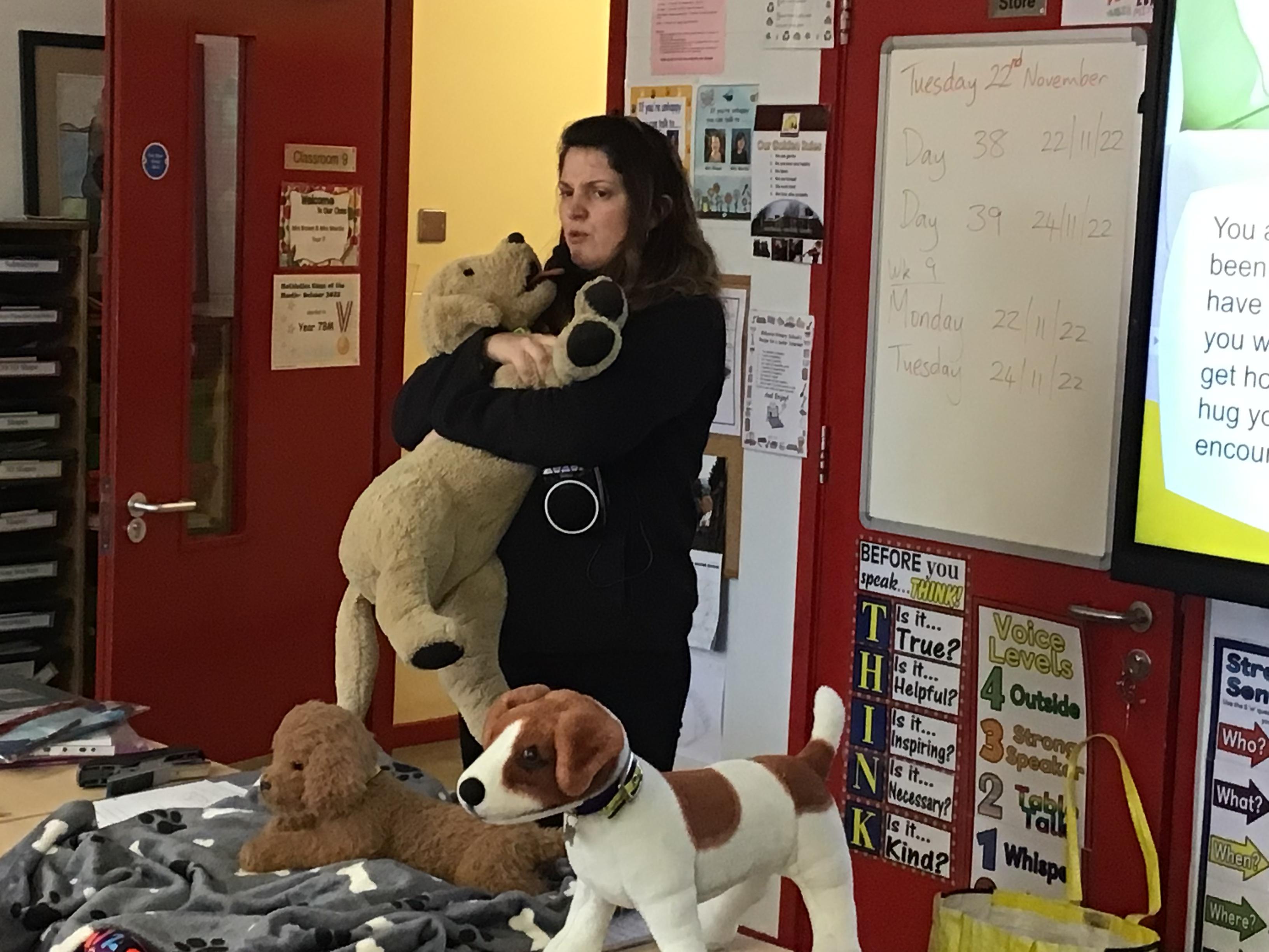 We recently had a visit from Julie in talking to the children about being safe around dogs